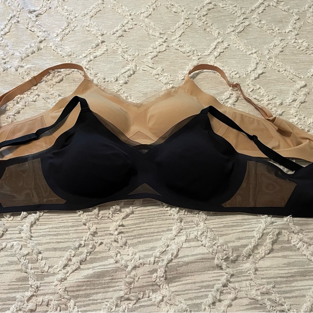 Like NEW Honey Love sz L bras